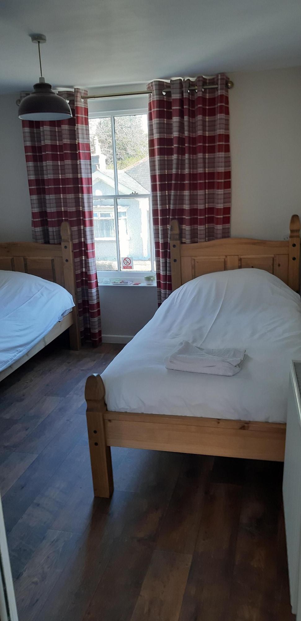 The City Inn Truro Bagian luar foto